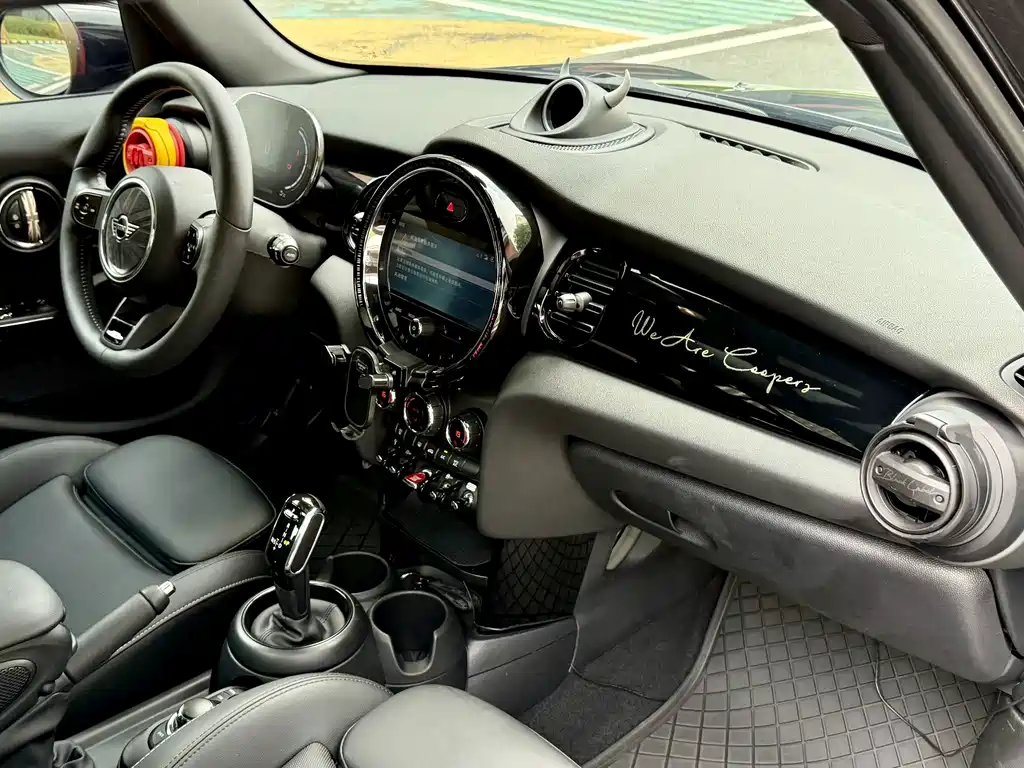 MINI Mini — миниатюра 12