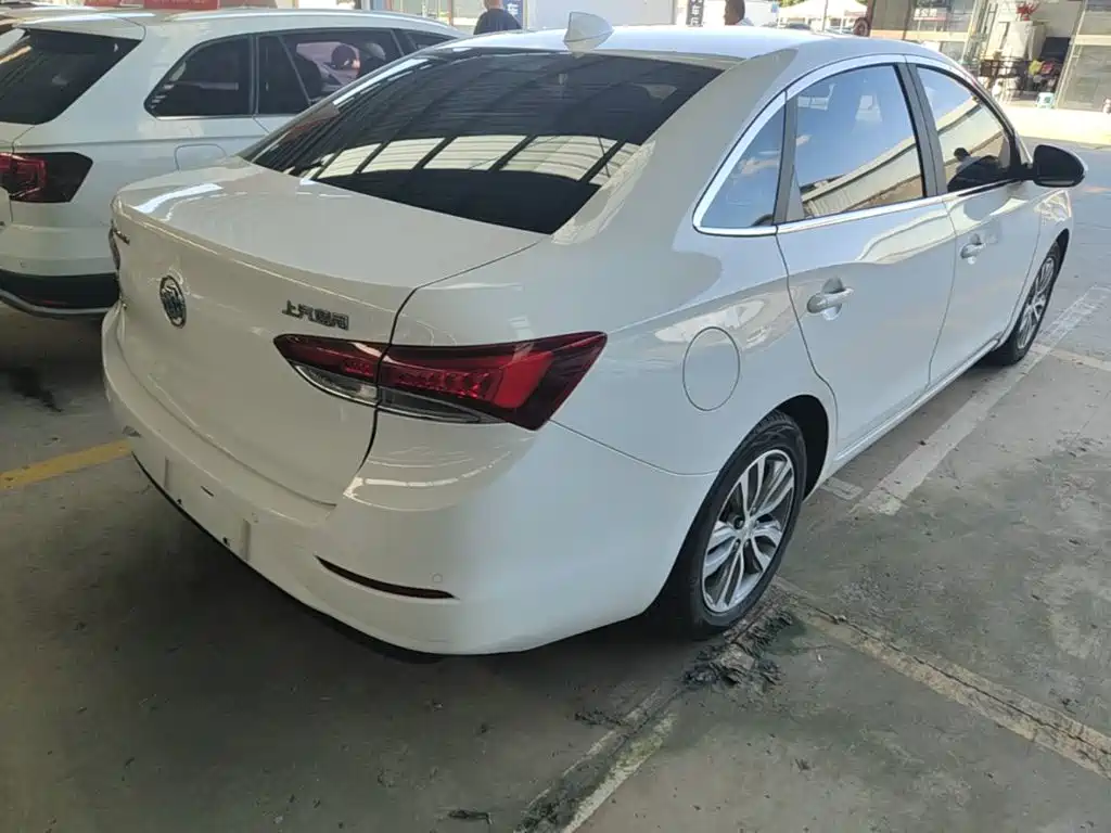 Buick Excelle — миниатюра 7