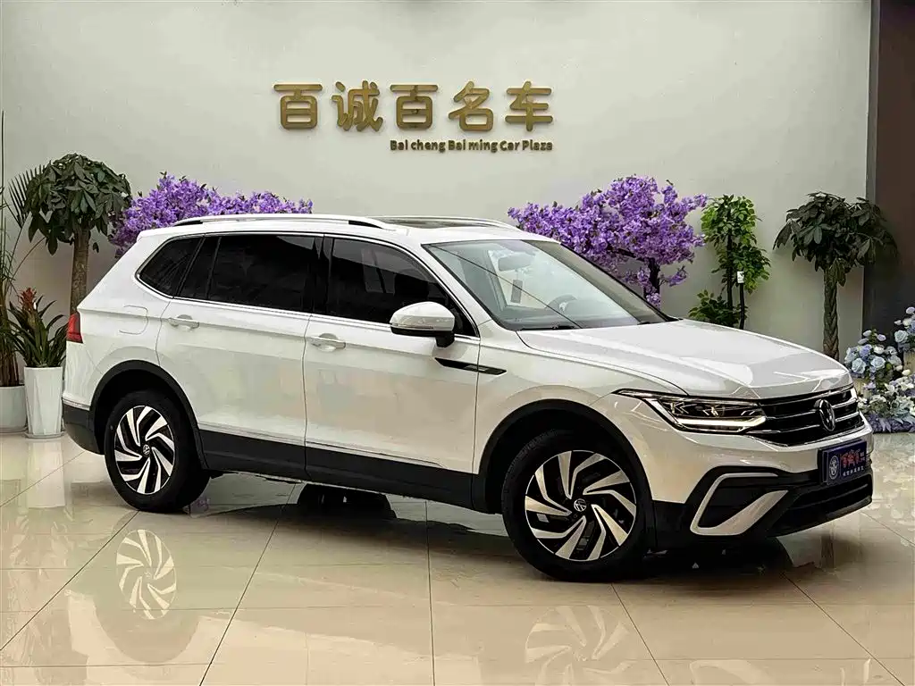 Volkswagen Tiguan L — миниатюра 3