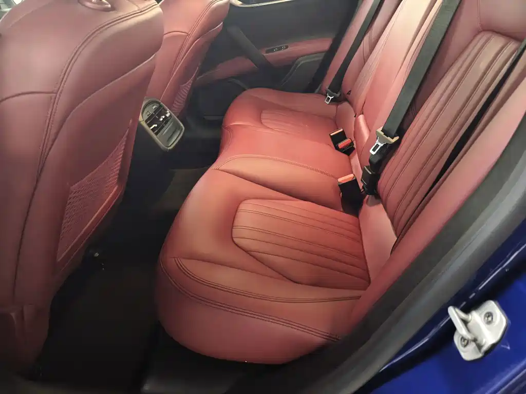 Maserati Ghibli — миниатюра 9