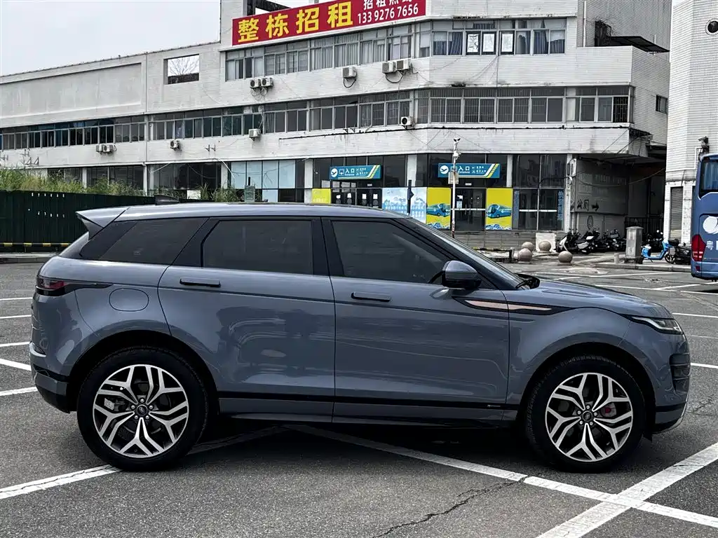 Land Rover Evoque — миниатюра 13