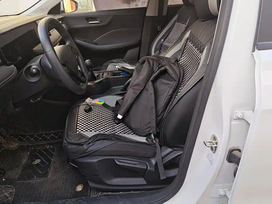 Roewe i5 — миниатюра 9