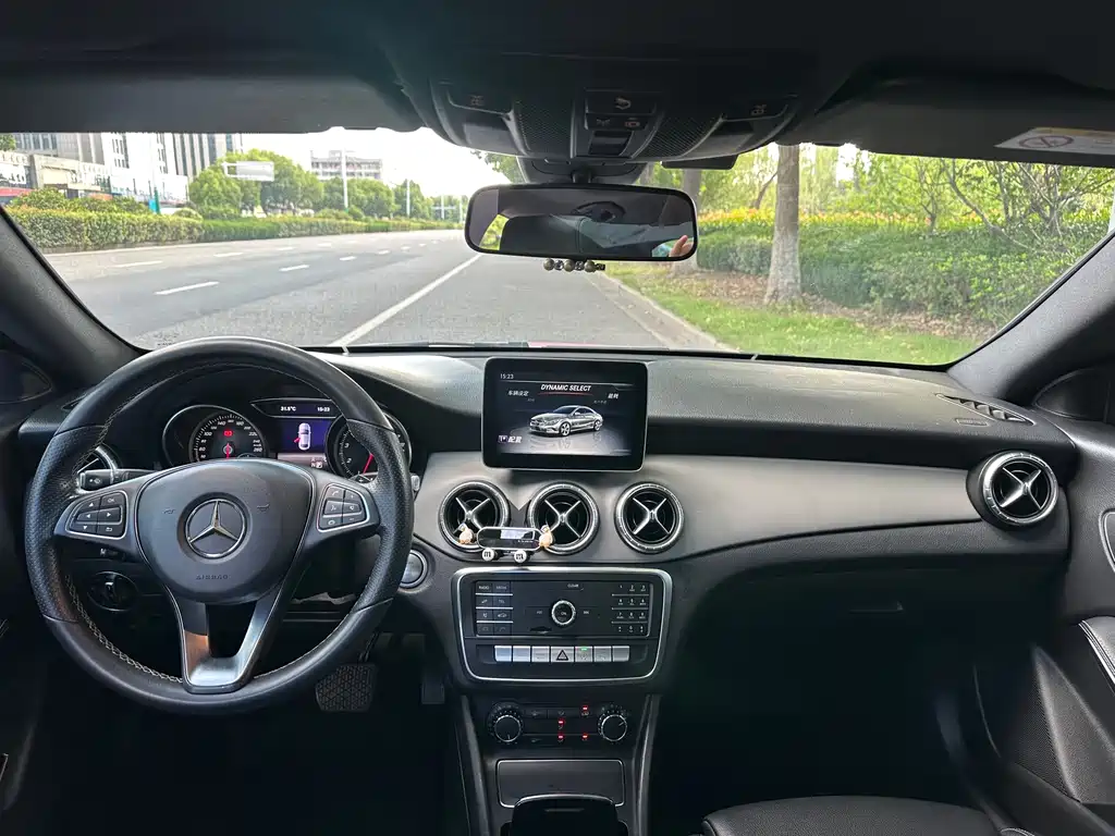 Mercedes-Benz CLA (Import) — миниатюра 6