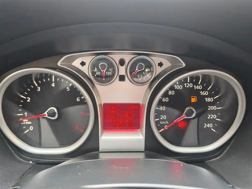 Ford Focus — миниатюра 6