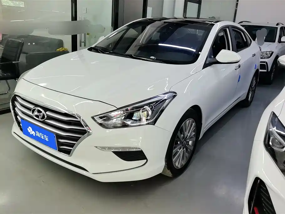 Купить Hyundai Mistra