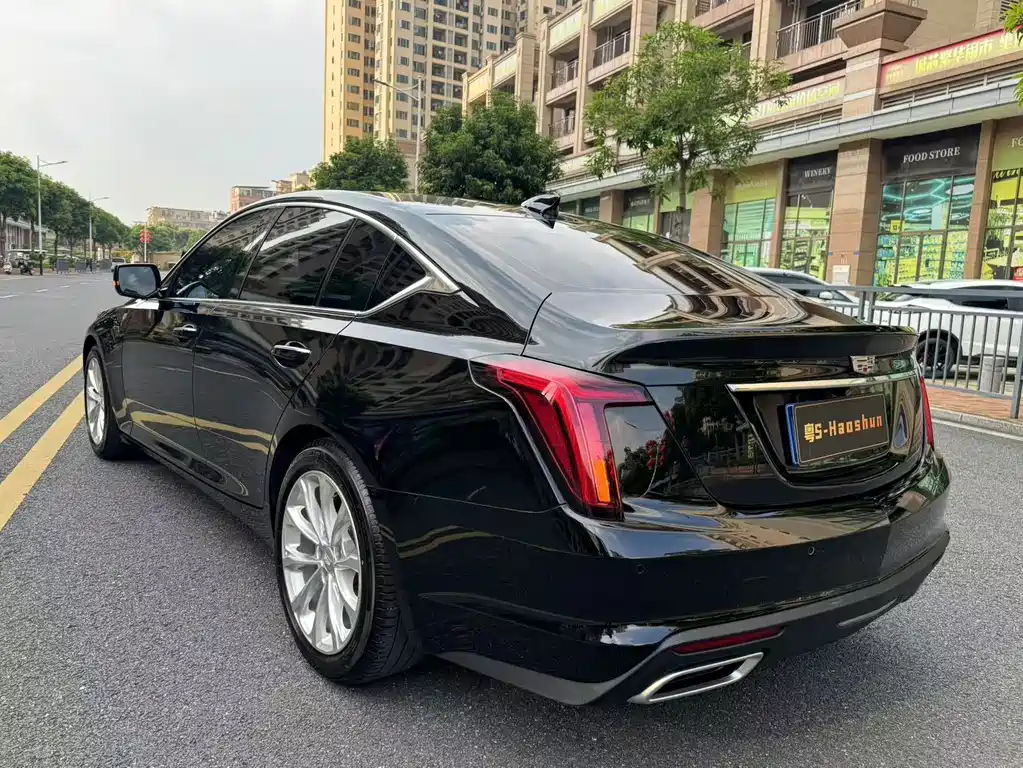 Cadillac CT5 — миниатюра 7