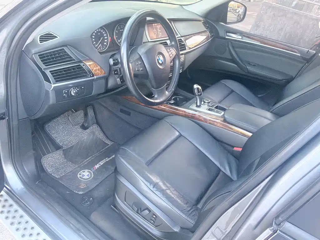 BMW X5 (Import) — миниатюра 10