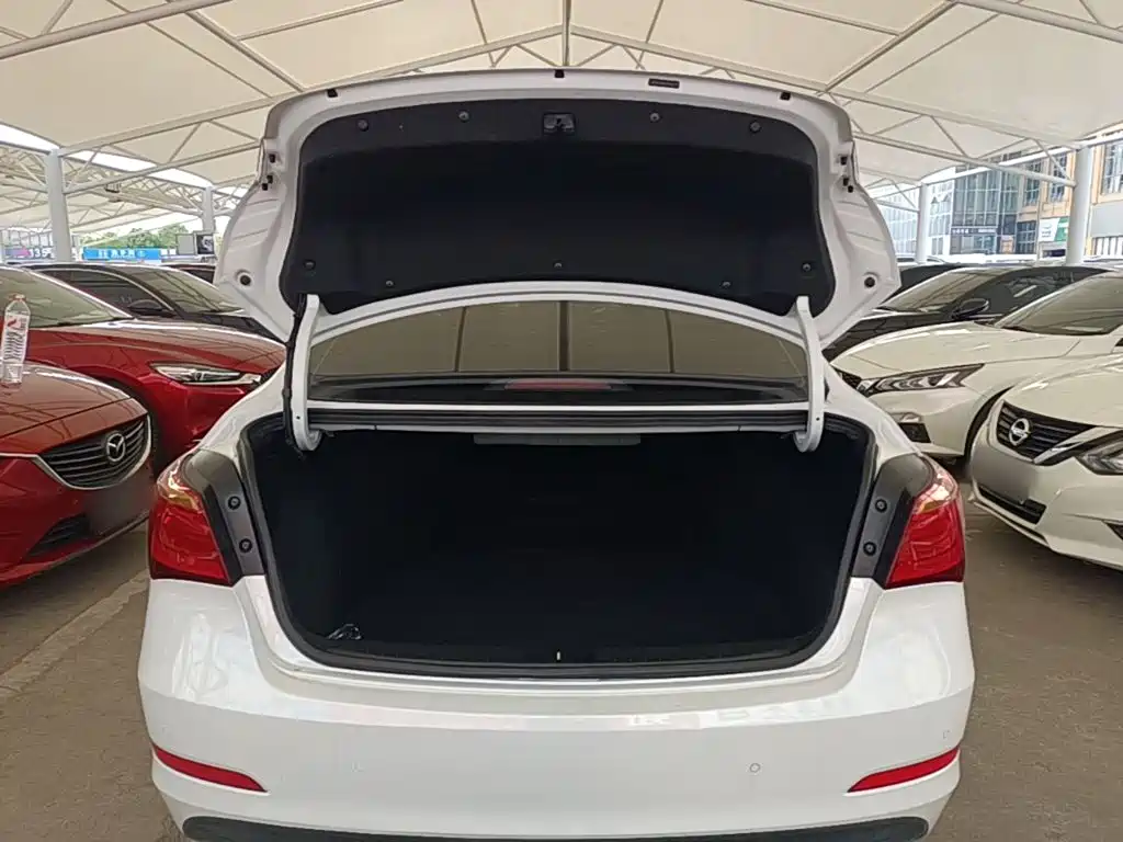 Hyundai Mistra — миниатюра 19