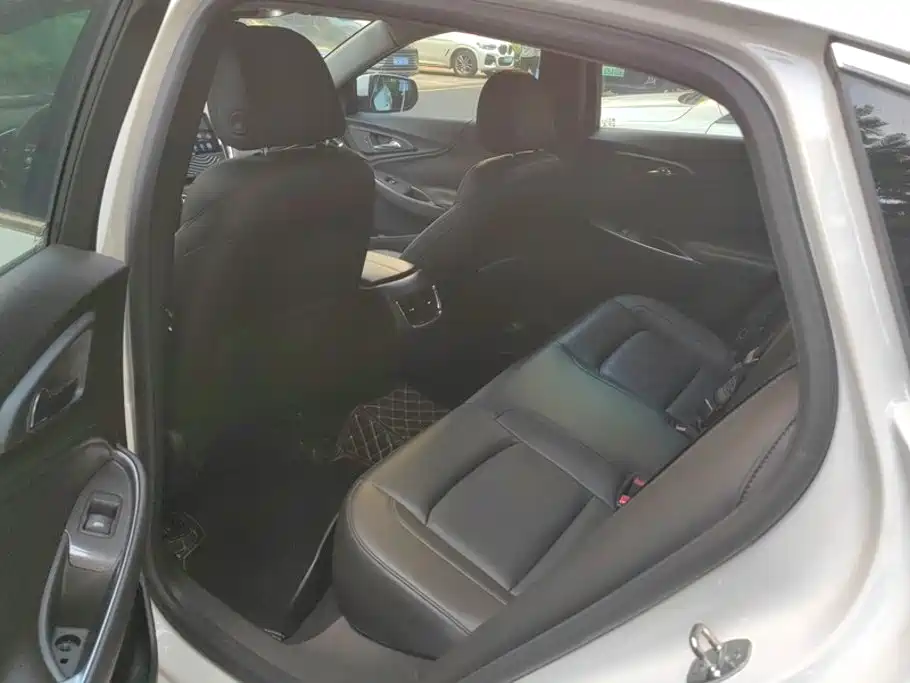 Chevrolet Malibu XL — миниатюра 11