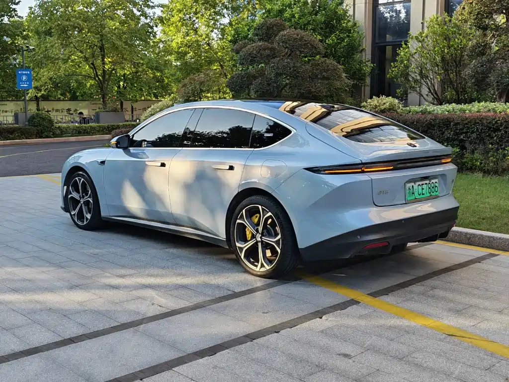 NIO ET5 — миниатюра 5