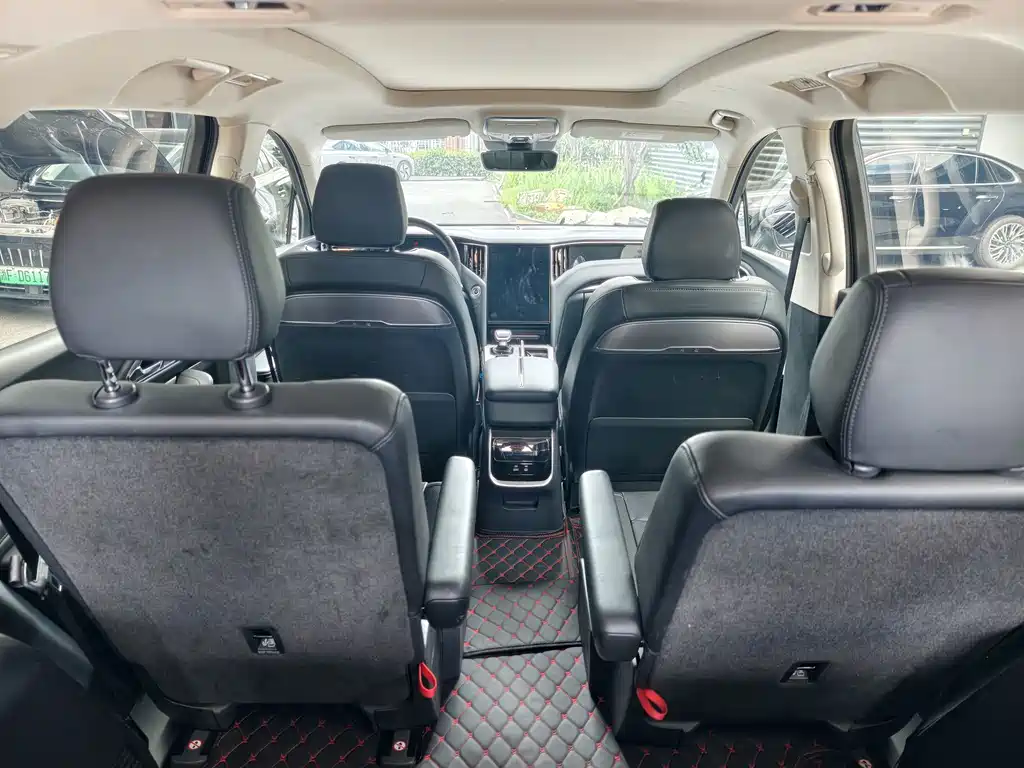 Hongqi Hongqi HS7 PHEV — миниатюра 6