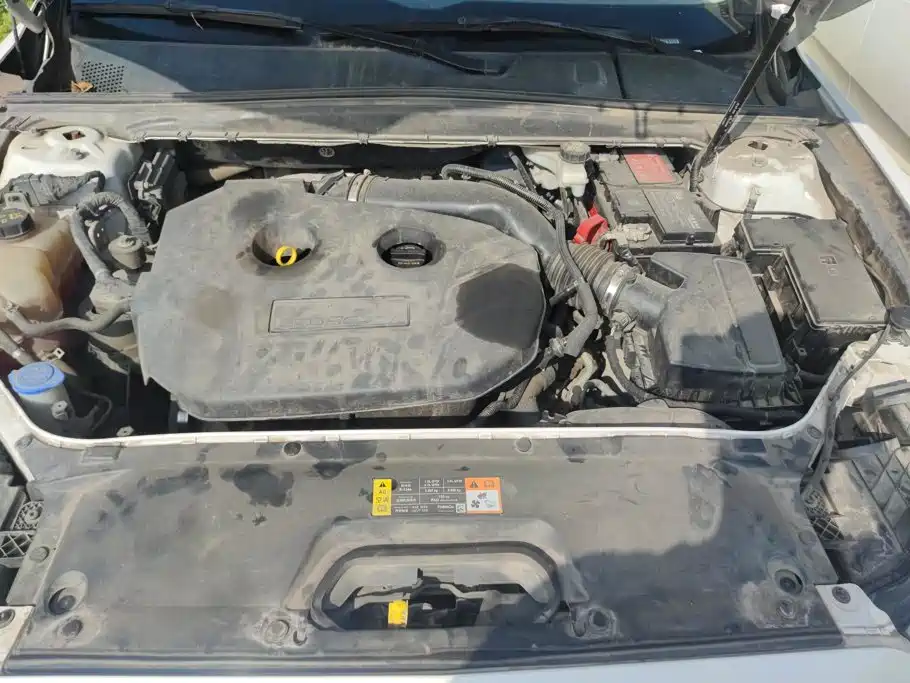 Ford Taurus — миниатюра 10