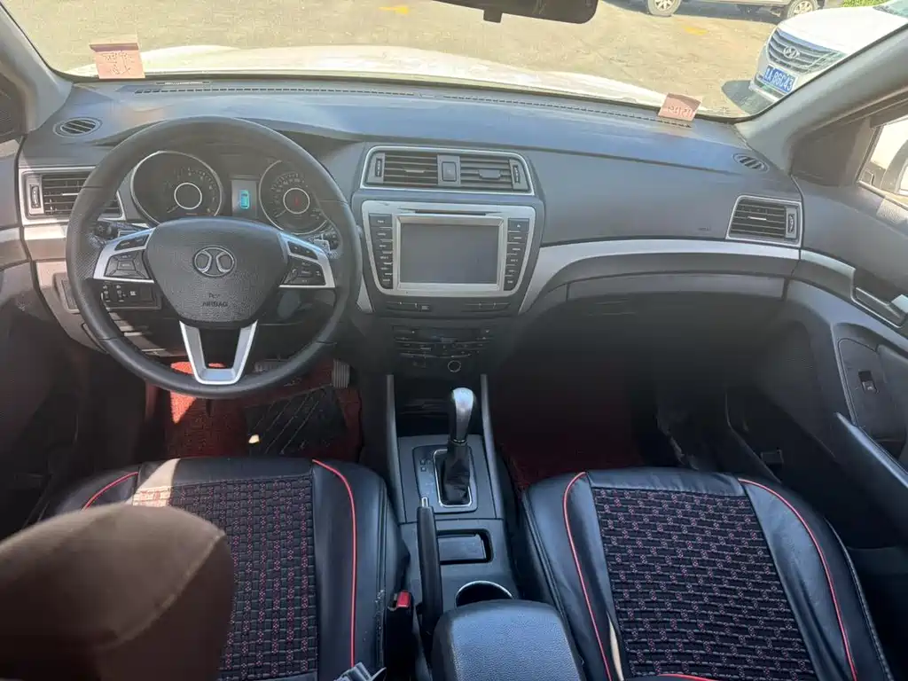 BAIC Senova X65 — миниатюра 6
