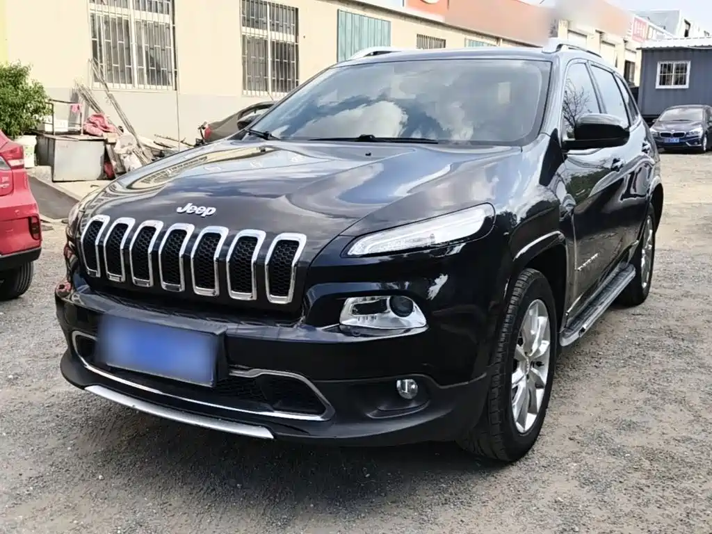 Jeep Cherokee — миниатюра 2