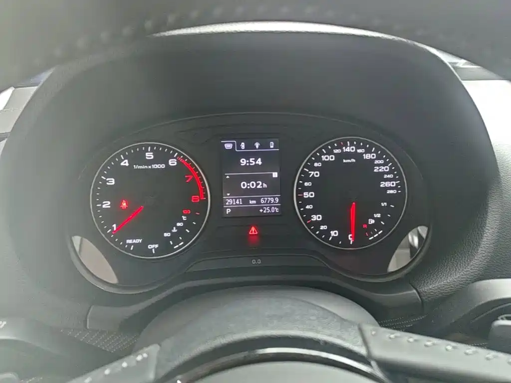 Audi Q2L — миниатюра 12