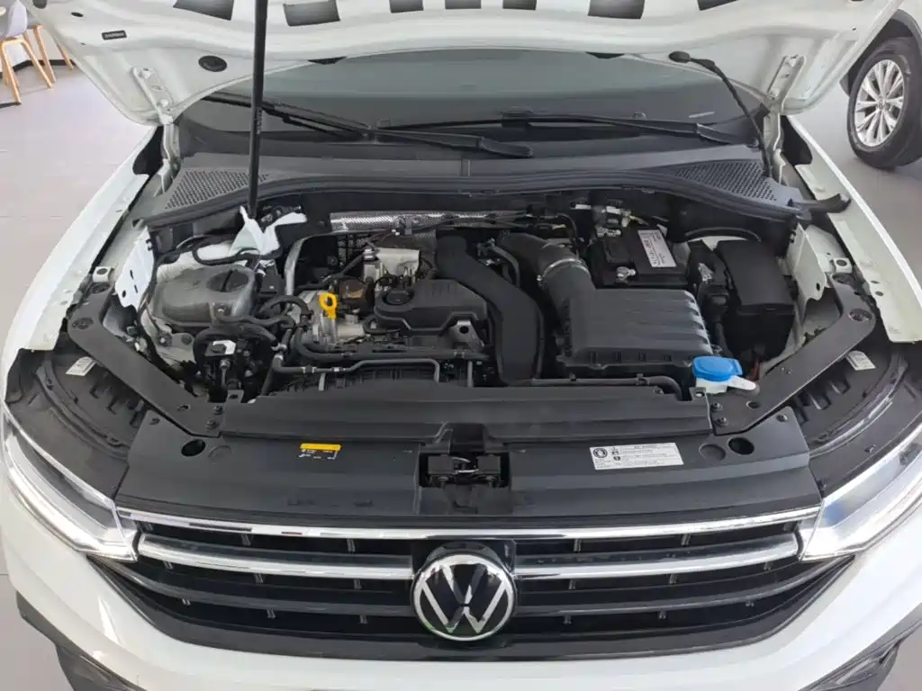 Volkswagen Tiguan L — миниатюра 20