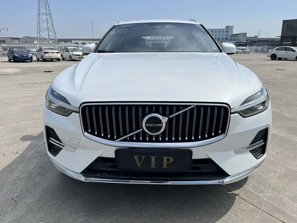 Volvo XC60 PHEV — миниатюра 20