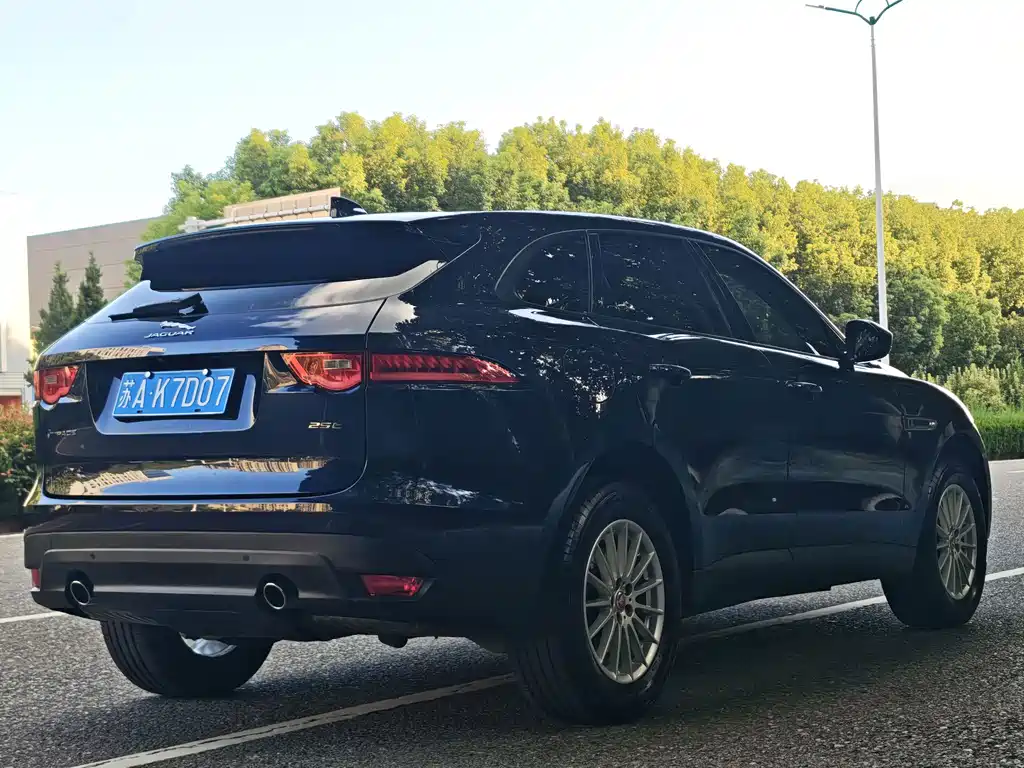 Jaguar F-PACE — миниатюра 33