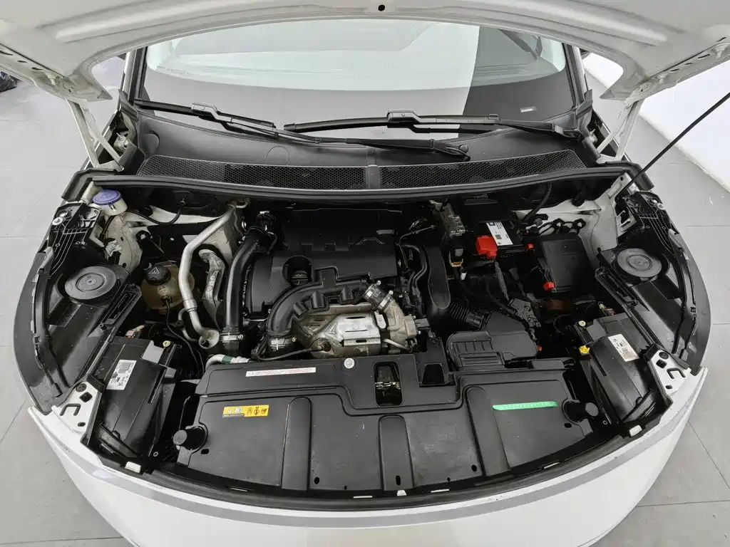 Peugeot 4008 — миниатюра 6
