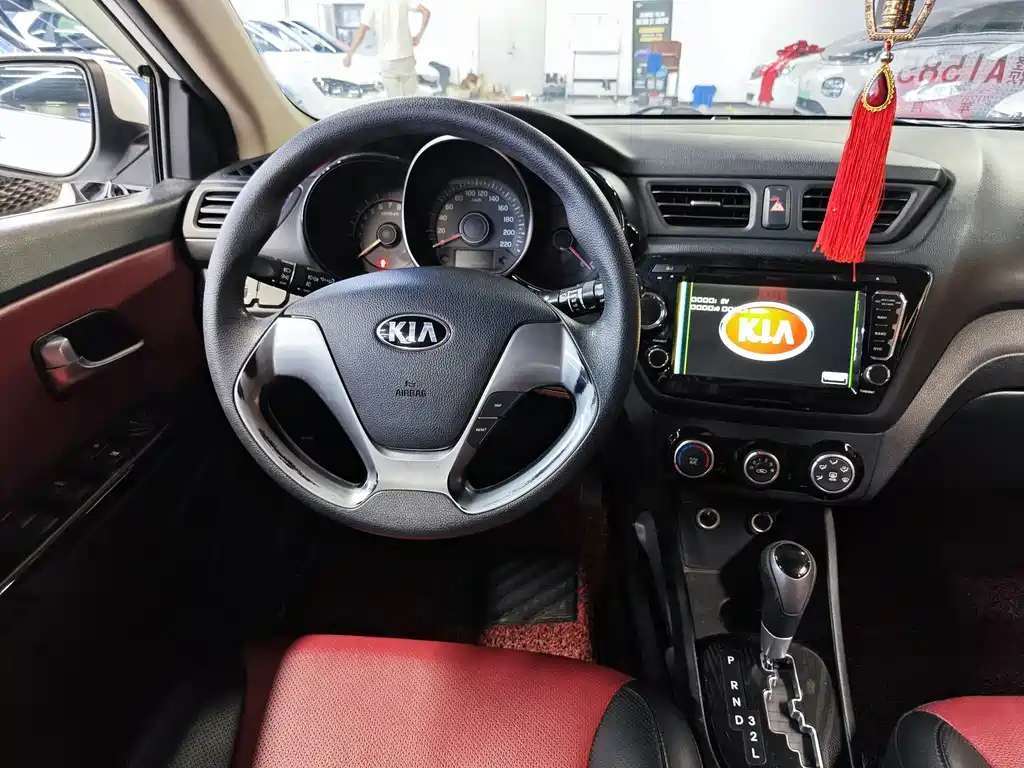 Kia K2 — миниатюра 12