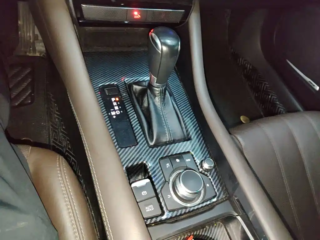 Mazda Atenza — миниатюра 14