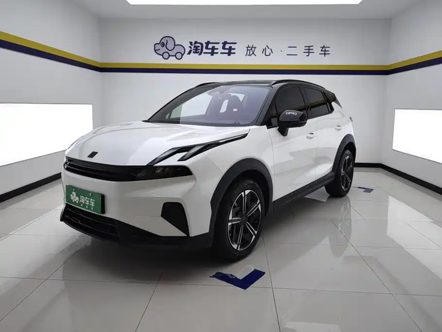 Lynk & Co 06 EM-P