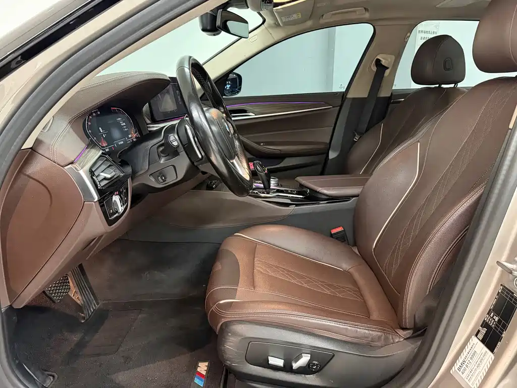 BMW 5 Series — миниатюра 5