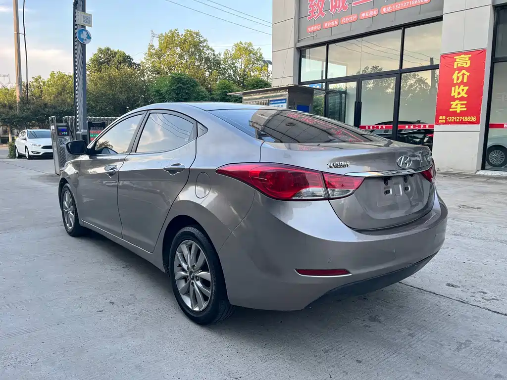 Hyundai Elantra Langdong — миниатюра 6