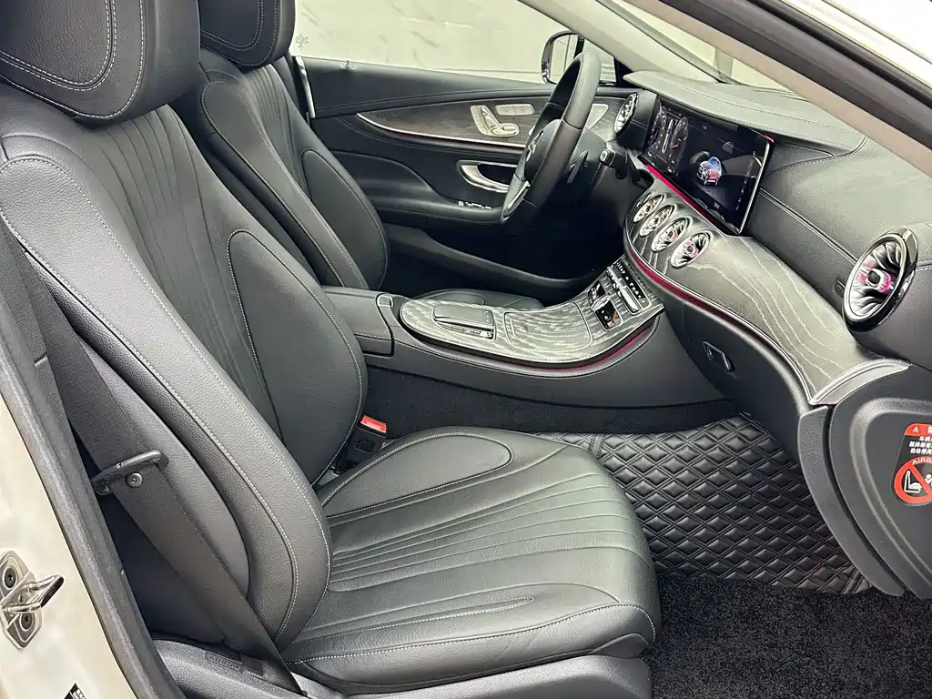 Mercedes-Benz CLS — миниатюра 10