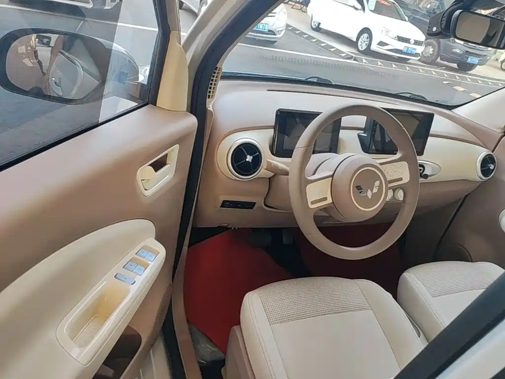 Wuling MINIEV — миниатюра 16