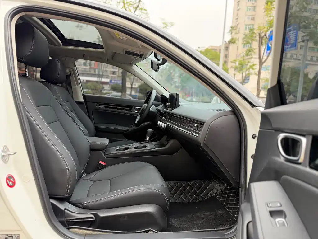 Honda Civic — миниатюра 9