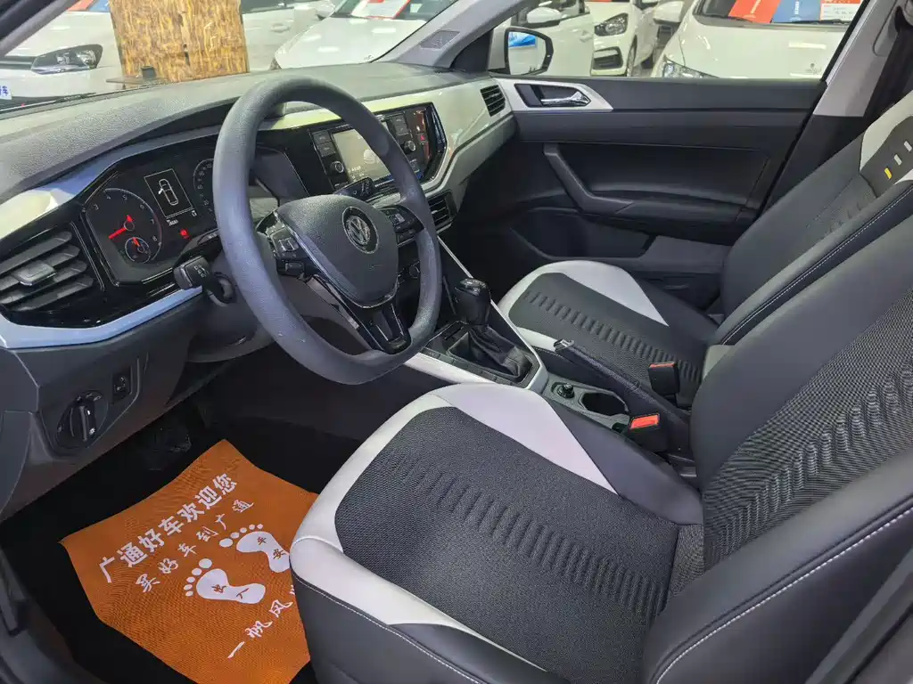 Volkswagen Polo — миниатюра 3