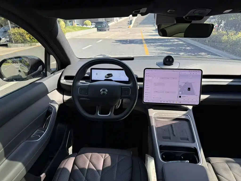 NIO ES6 — миниатюра 4
