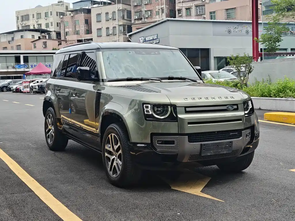 Land Rover Defender — миниатюра 3