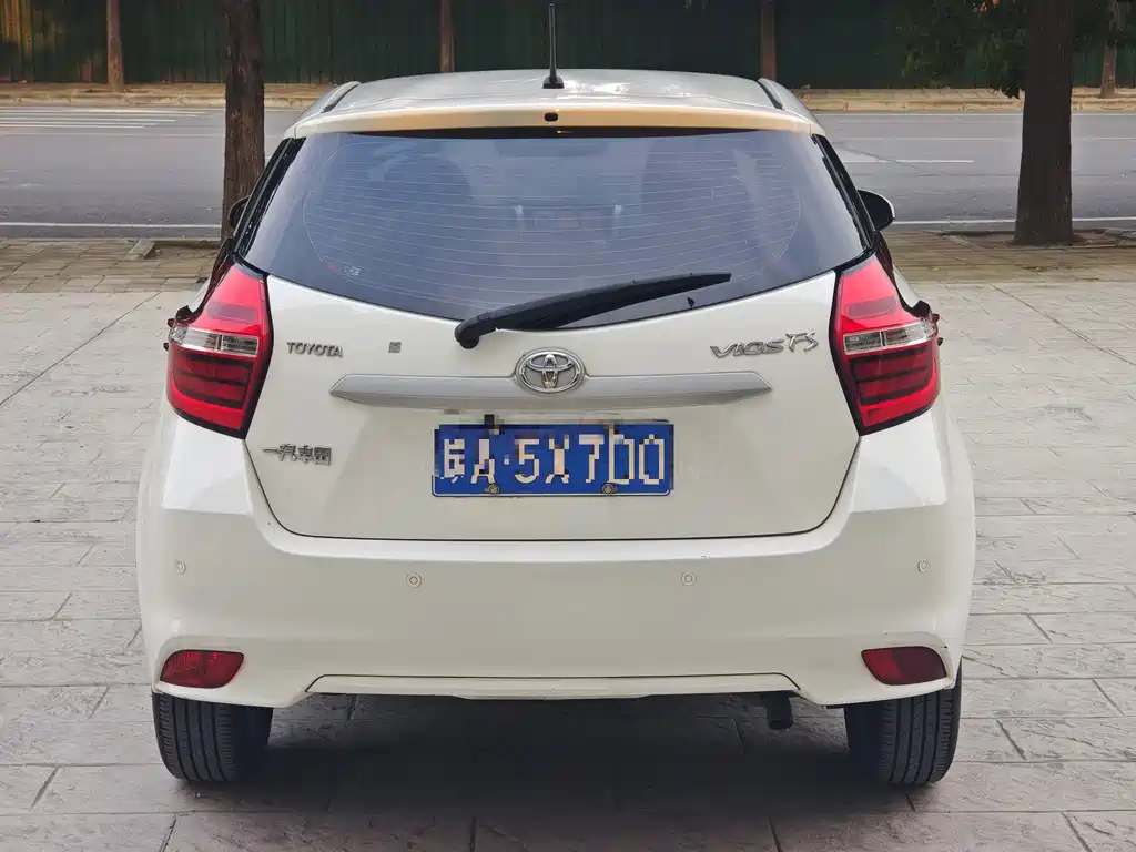 Toyota Vios FS — миниатюра 8