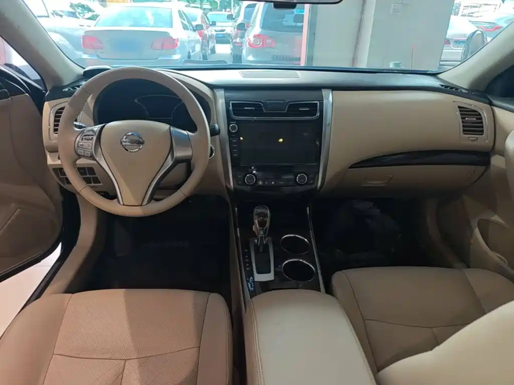 Nissan Teana — миниатюра 10