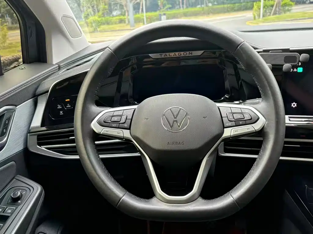 VOLKSWAGEN LANJING