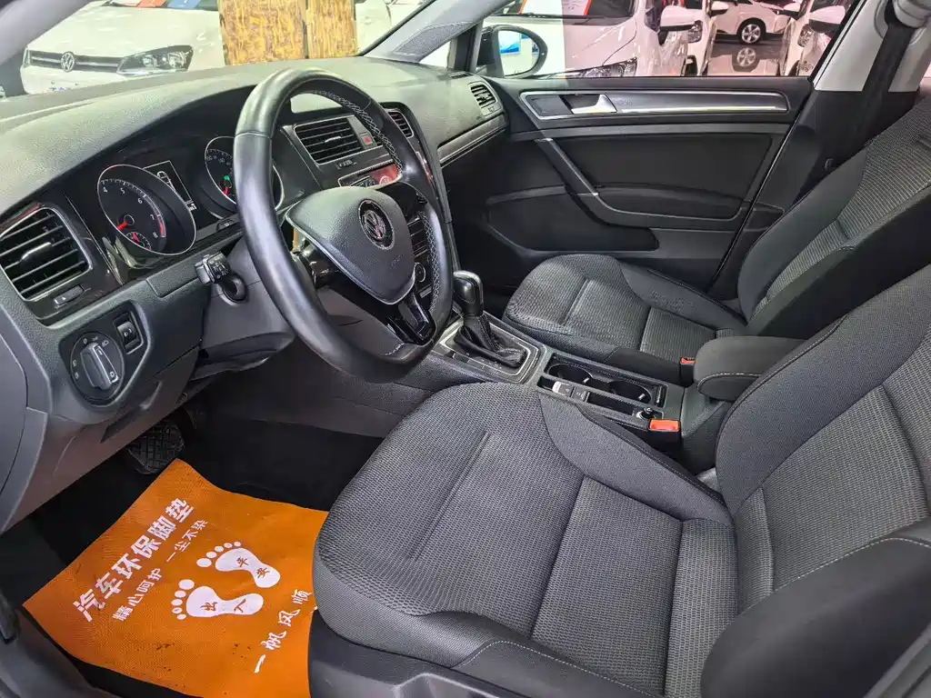 Volkswagen Golf — миниатюра 3