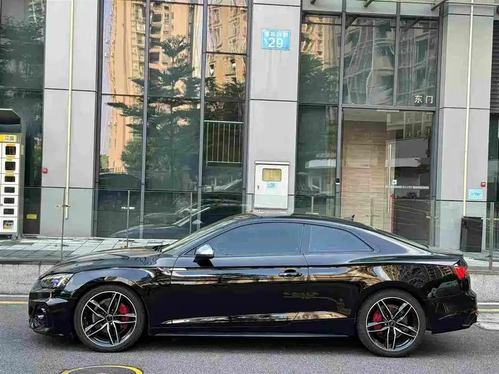 Audi A5 (Import) — миниатюра 2