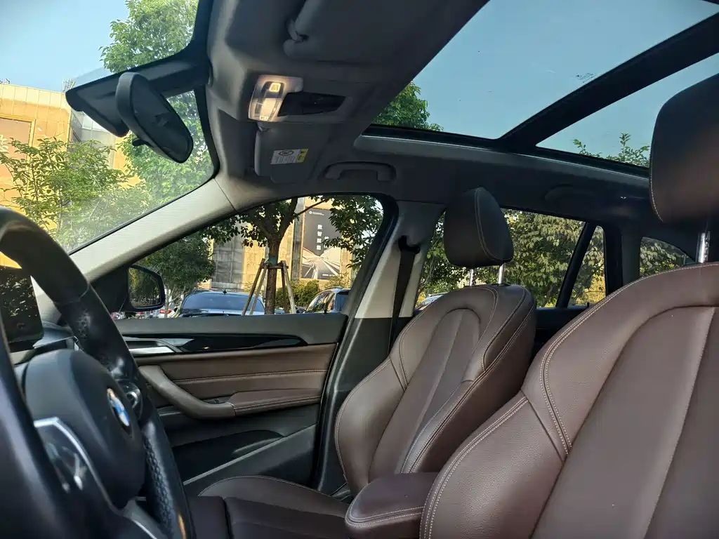 BMW X1 — миниатюра 9