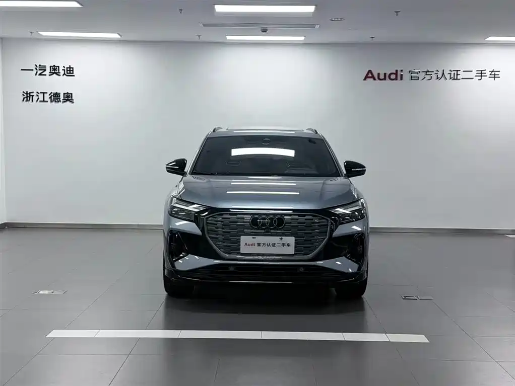 Audi Q4 e-tron 2022 40 e-tron