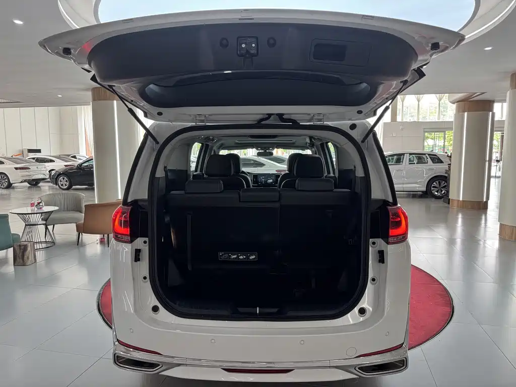 GAC Motor Trumpchi M8 — миниатюра 10