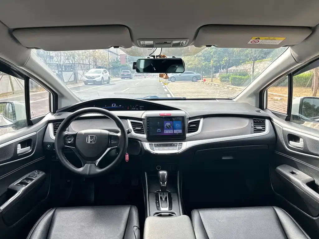Honda Jade — миниатюра 6