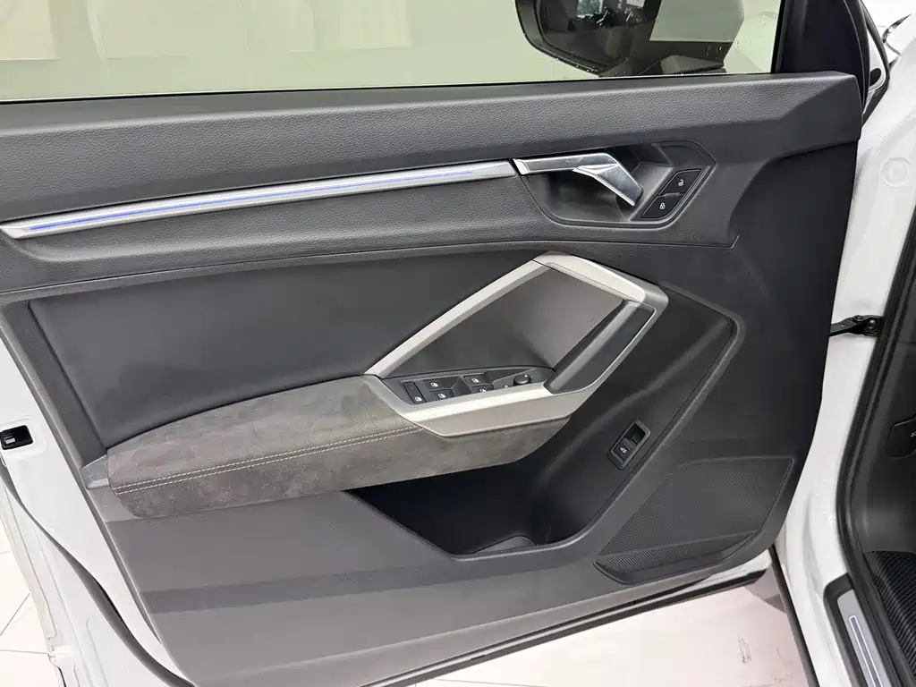 Audi Q3 — миниатюра 8
