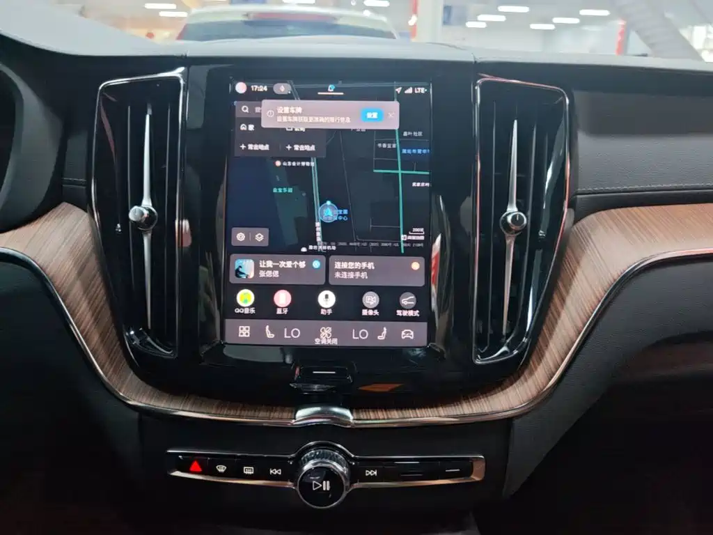 Volvo XC60 — миниатюра 13