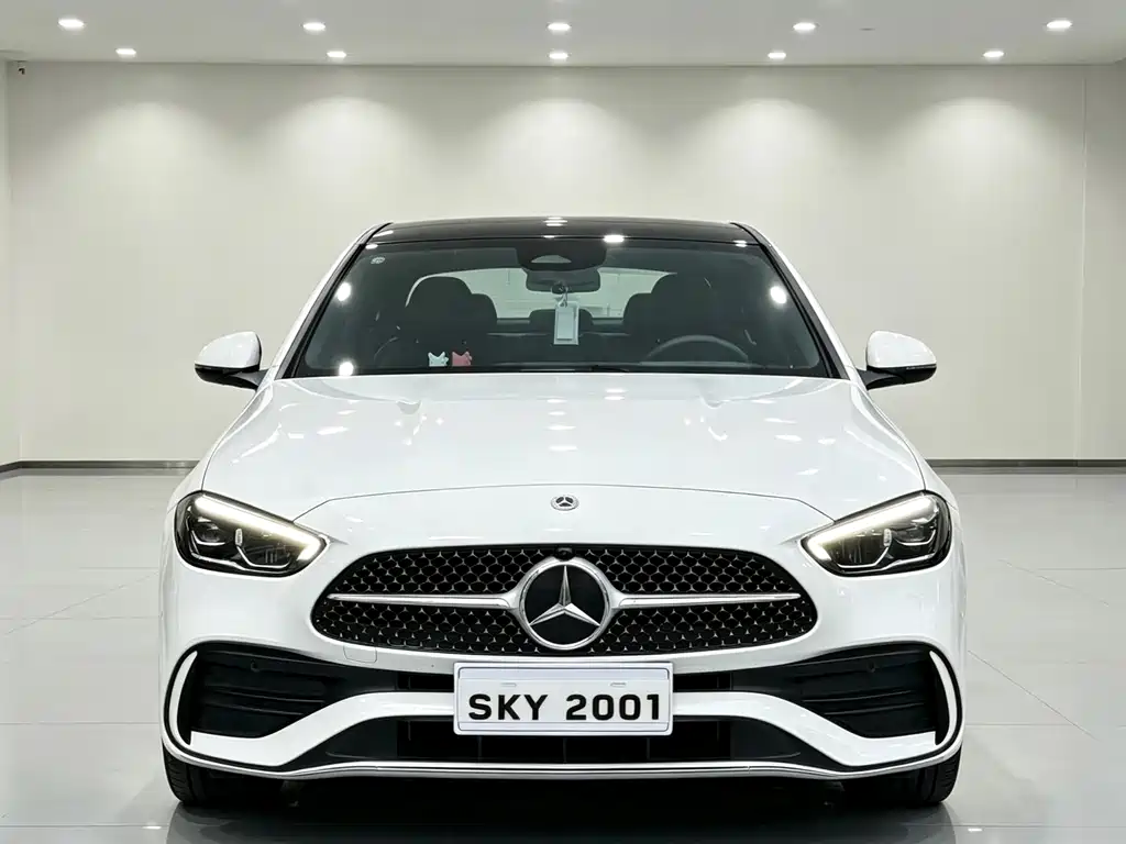 Mercedes-Benz C-Class — миниатюра 2