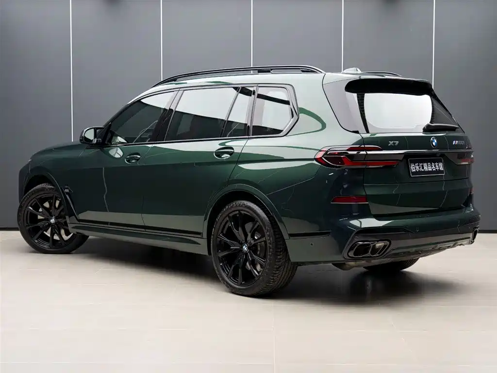 BMW X7 M60I