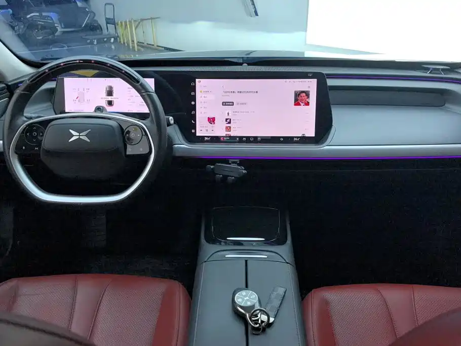XPeng P7 — миниатюра 12