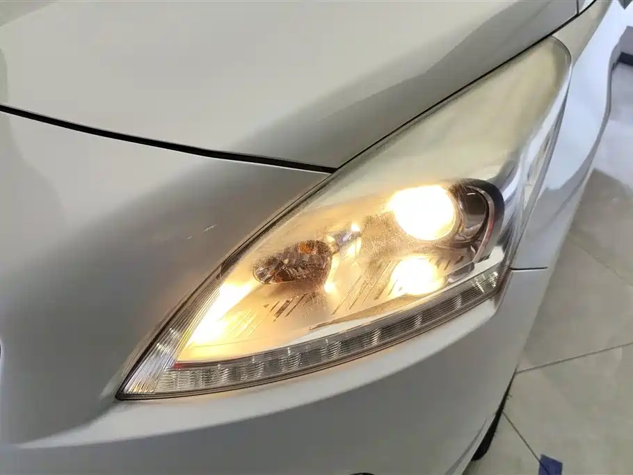 Peugeot 3008 2015 1.6THP AT