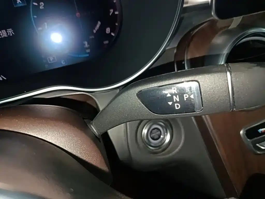 Mercedes-Benz GLC — миниатюра 14